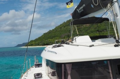 Mitsegeln auf einem Catamaran durch die Grenadinen - Bild4